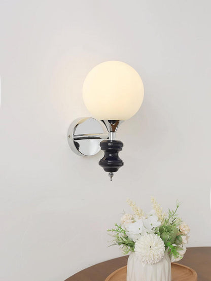 Dalt Wall Light