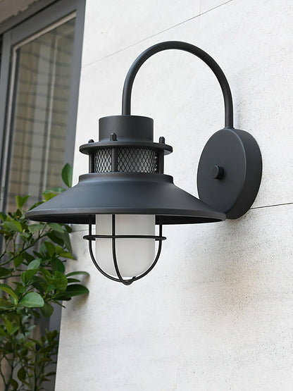 Felix Outdoor Wall Lamp