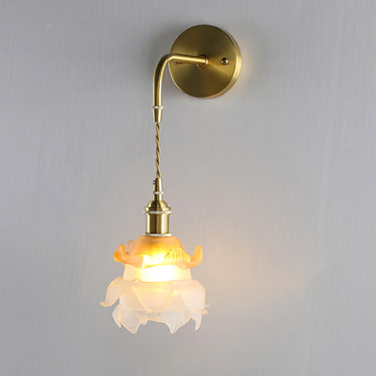 Laura Brass Wall Lamp