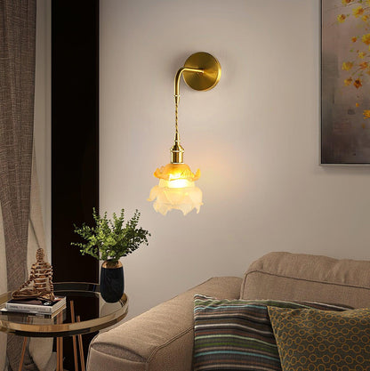 Laura Brass Wall Lamp