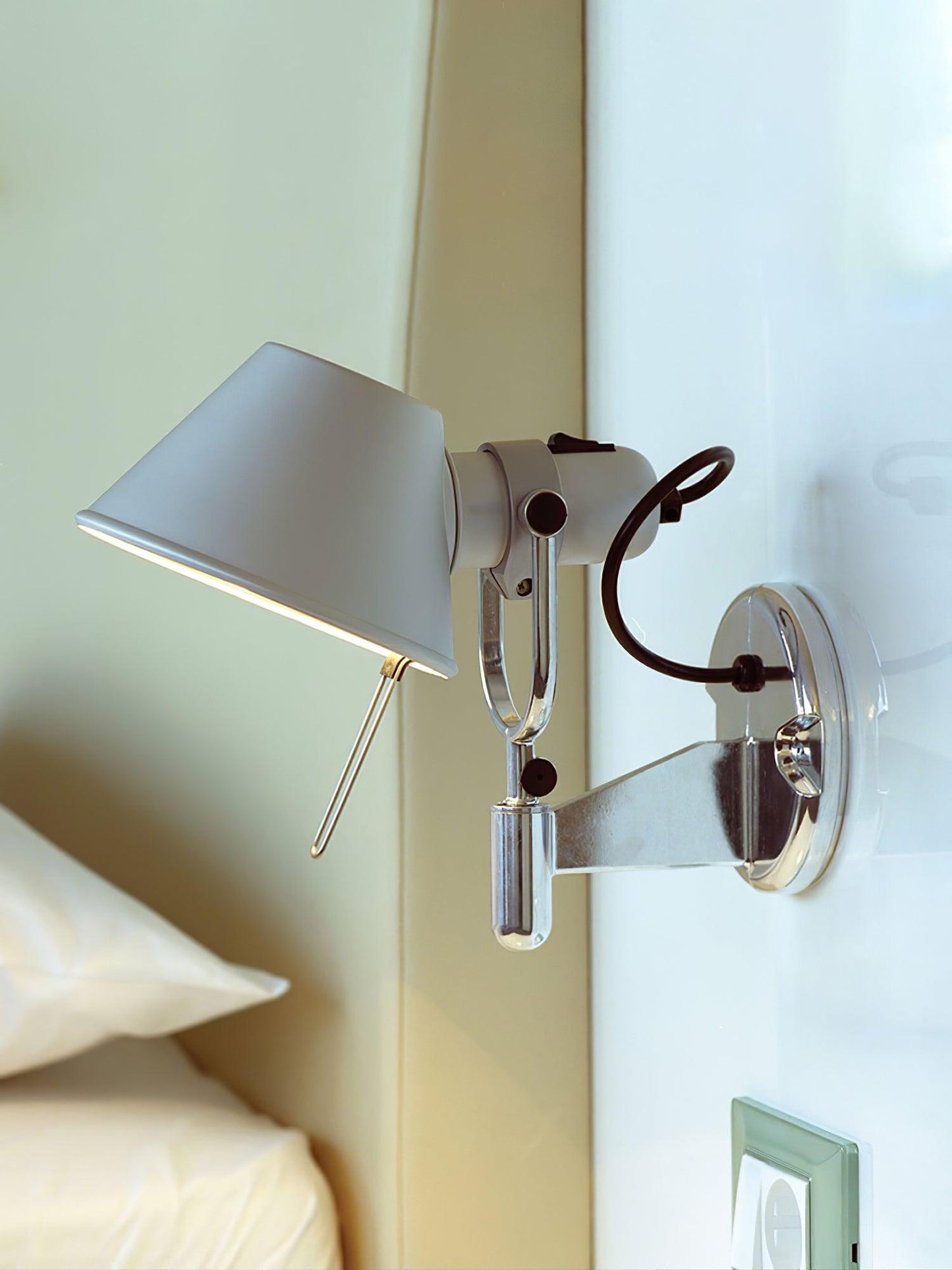 Parete Wall Lamp