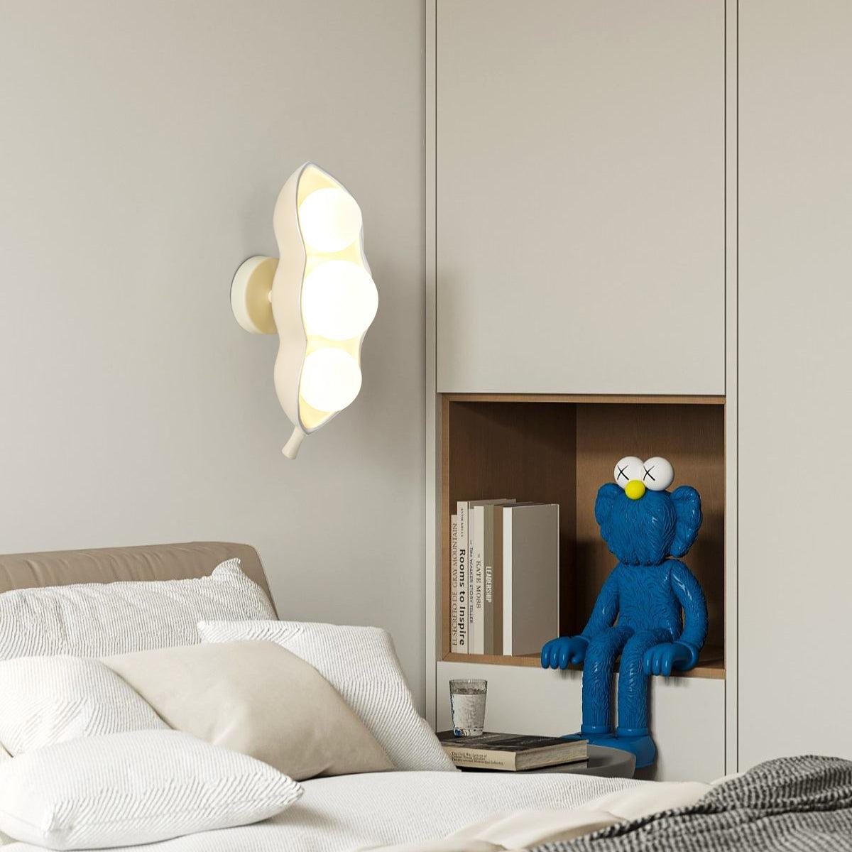 Pea Wall Lamp