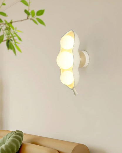 Pea Wall Lamp