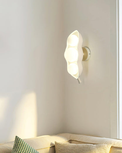 Pea Wall Lamp