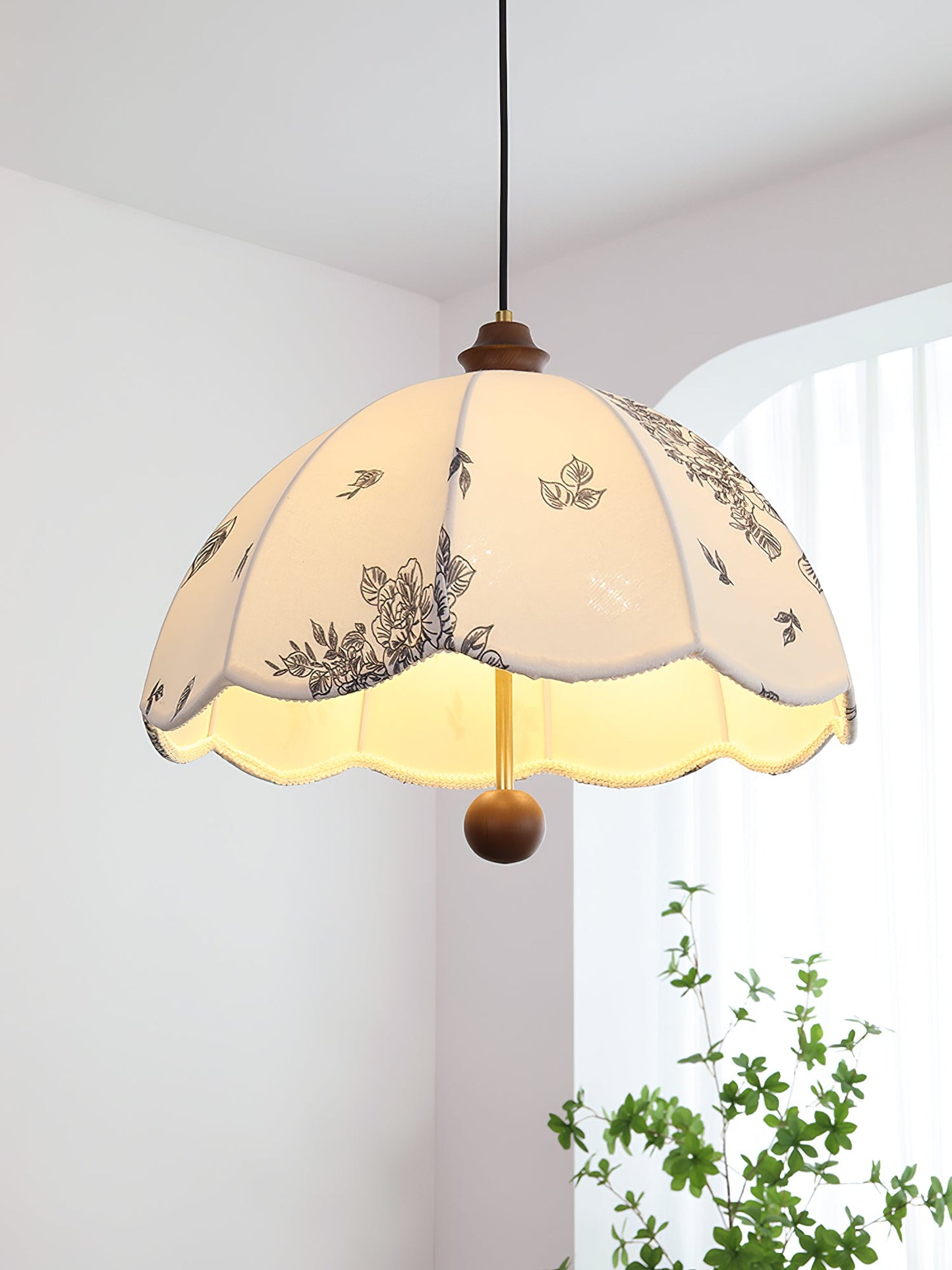 Petal Whisper Pendant Lamp